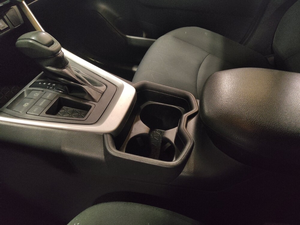 2019 Toyota RAV4 in Savannah, GA 31419 - 18122321 26