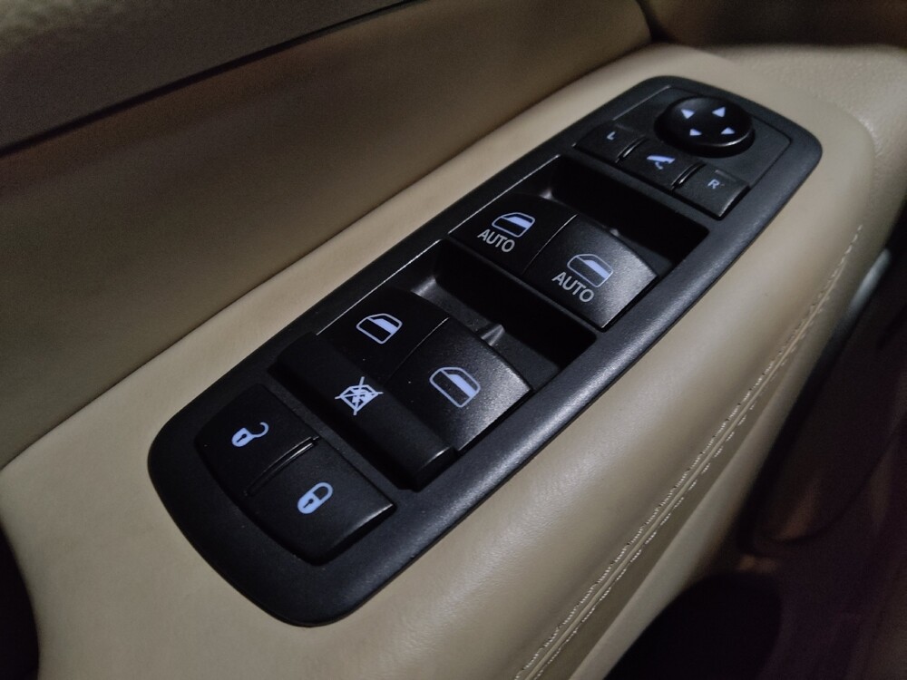 2018 Jeep Grand Cherokee in Savannah, GA 31419 - 18122322 27