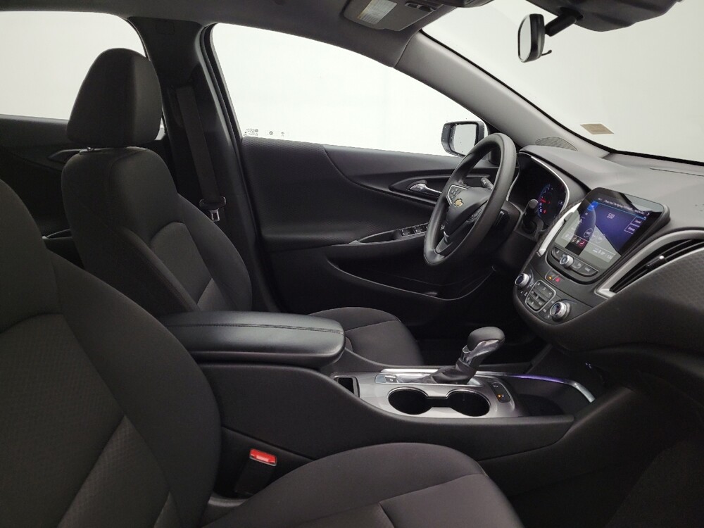 2024 Chevrolet Malibu in Columbus, OH 43228 - 18122330 21