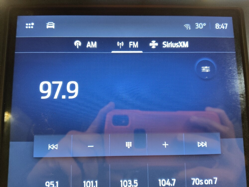 2022 Ford Edge in Greenville, SC 29607 - 18122332 25