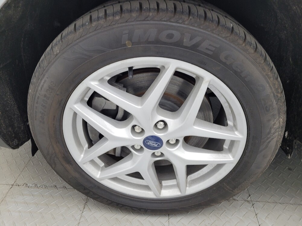 2022 Ford Edge in Greenville, SC 29607 - 18122332 31