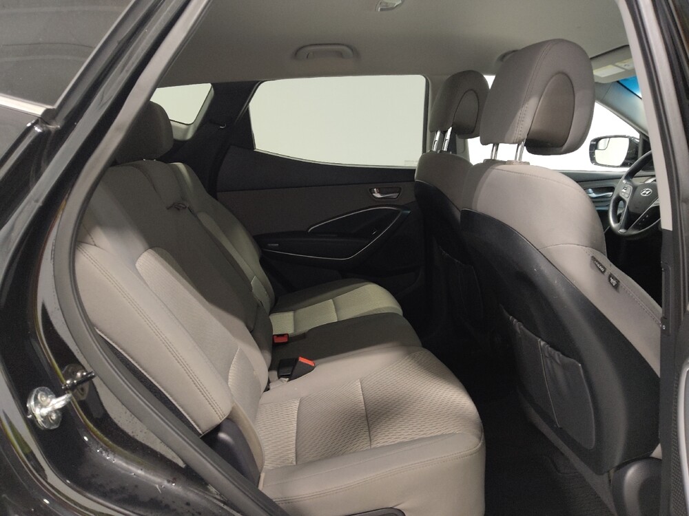 2018 Hyundai Santa Fe in Columbus, OH 43231 - 18122333 19