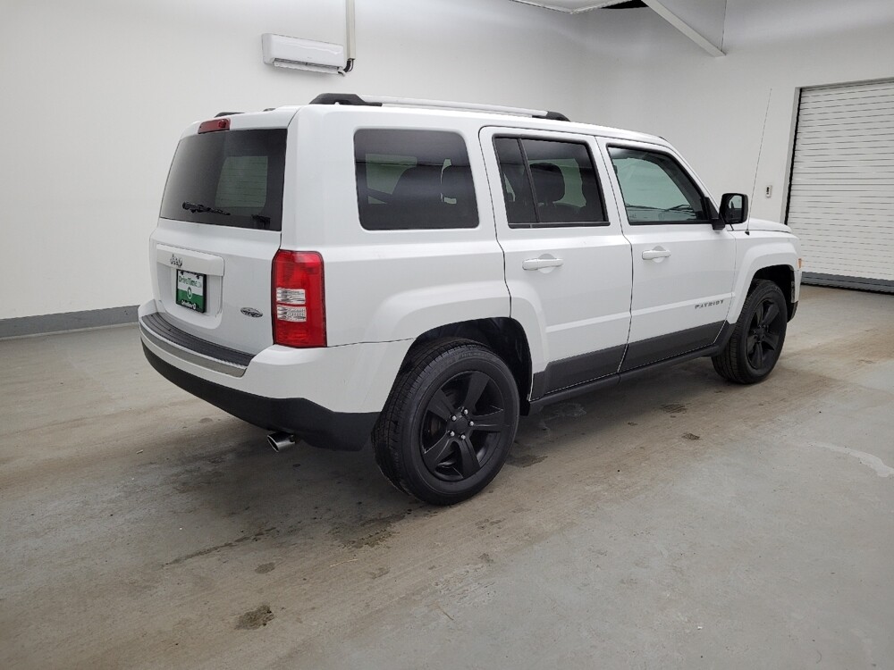 2016 Jeep Patriot in Columbus, OH 43228 - 18122334 10