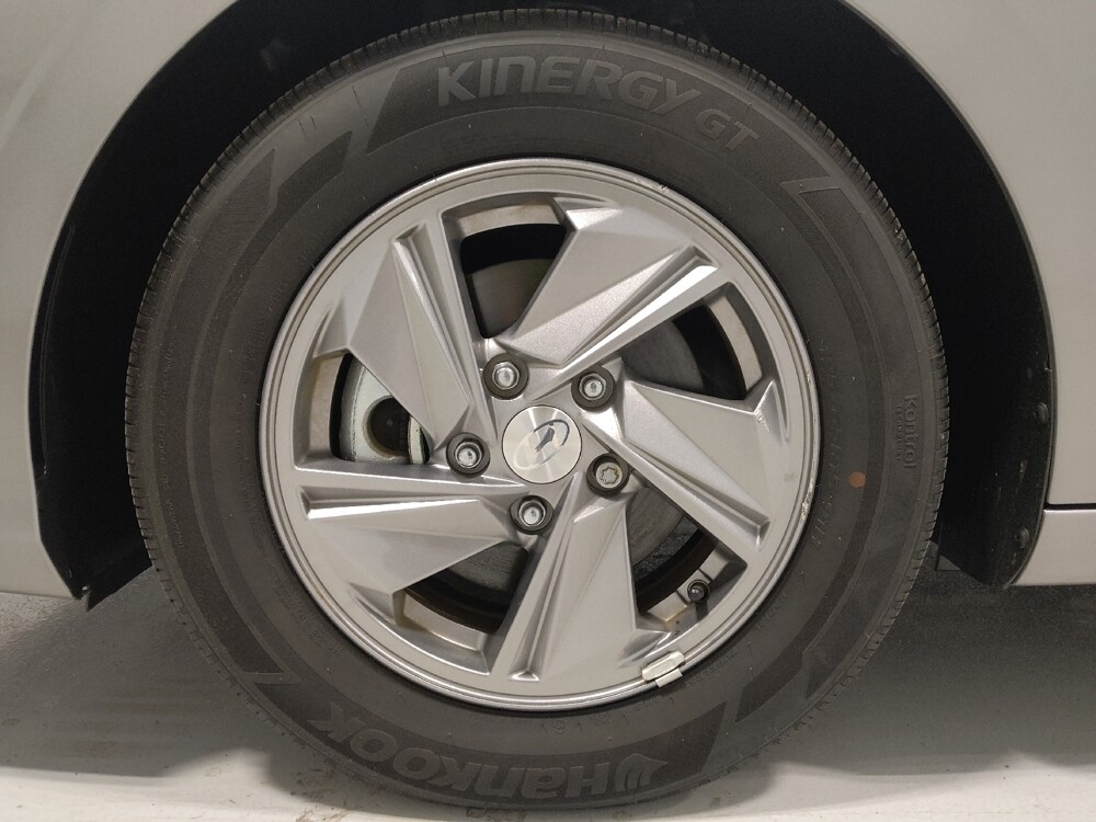 2025 Hyundai Elantra in Columbus, OH 43231 - 18122338 31