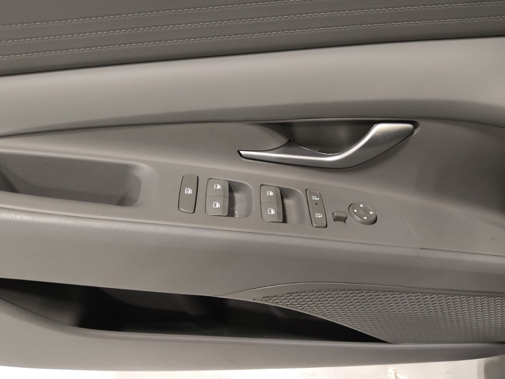 2025 Hyundai Elantra in Columbus, OH 43231 - 18122338 27