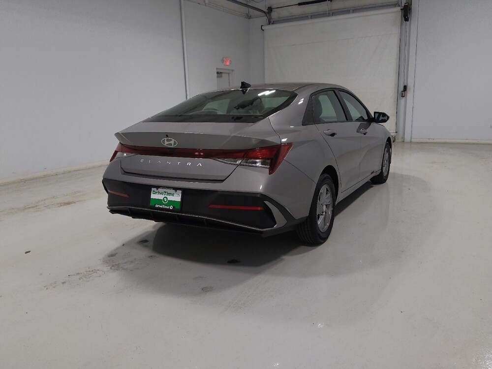 2025 Hyundai Elantra in Columbus, OH 43231 - 18122338 15