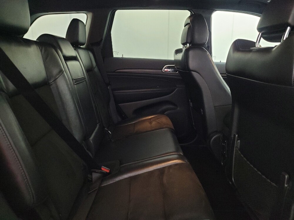 2020 Jeep Grand Cherokee in Allentown, PA 18103 - 18122345 19