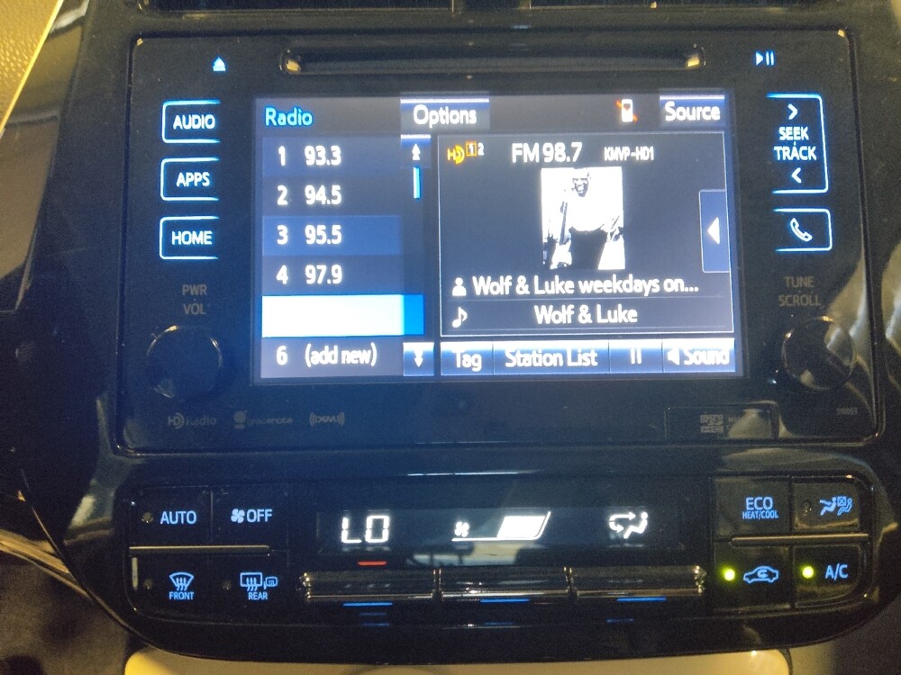 2017 Toyota Prius in Glendale, AZ 85301 - 18122348 25