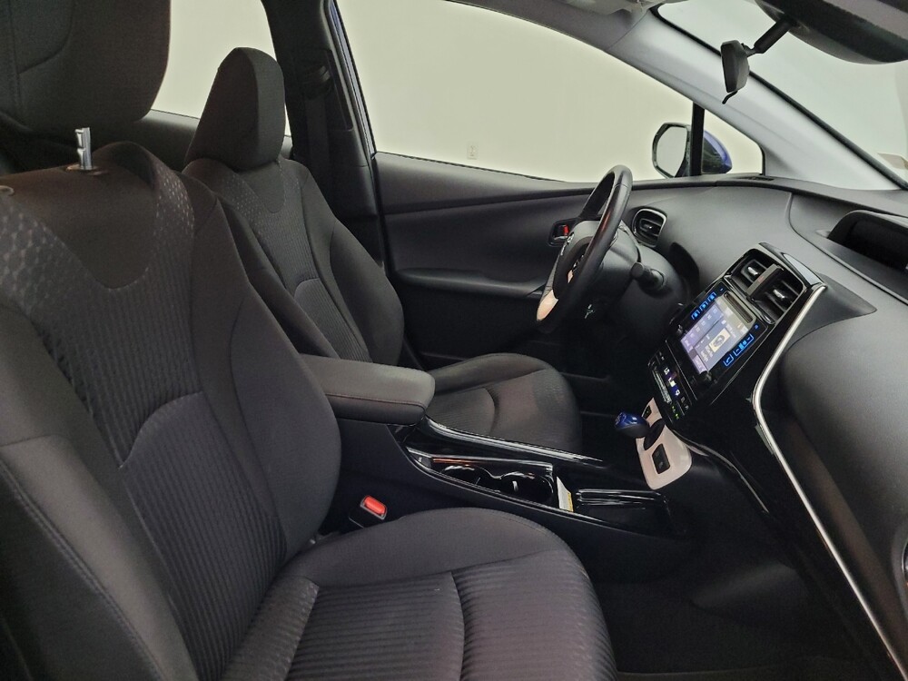 2017 Toyota Prius in Glendale, AZ 85301 - 18122348 21