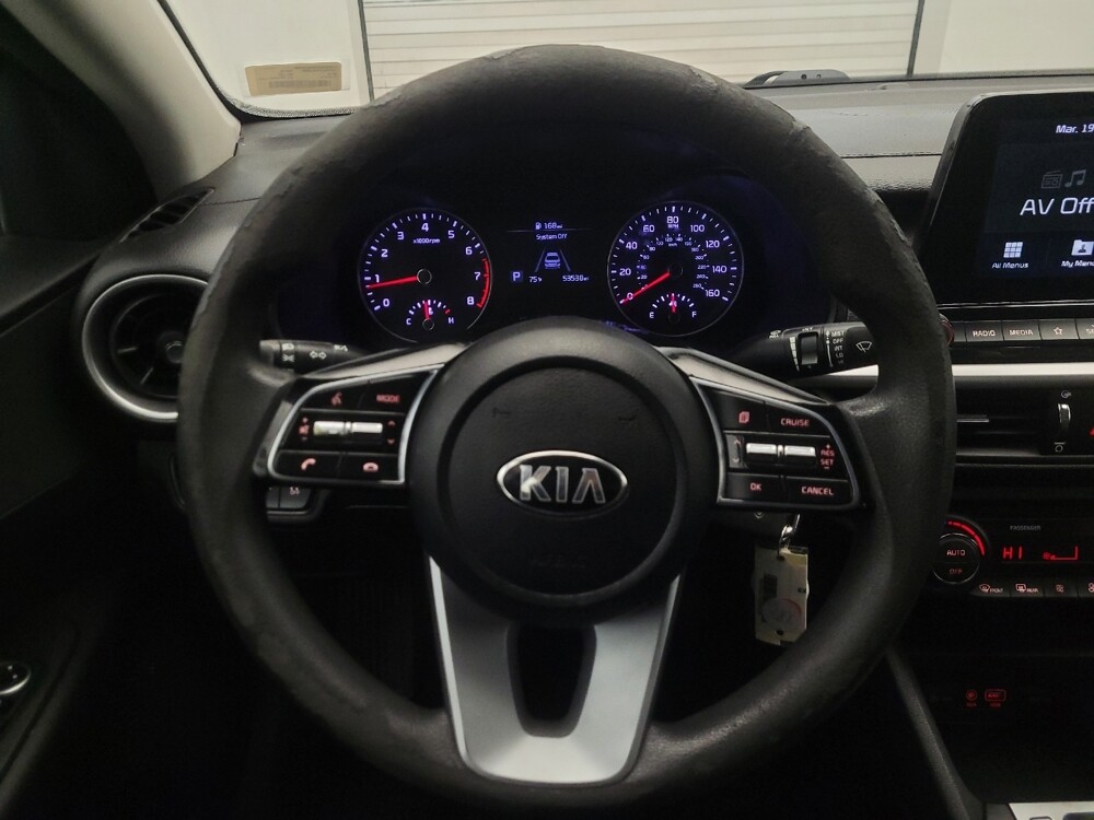 2019 Kia Forte in Chandler, AZ 85225 - 18122350 22