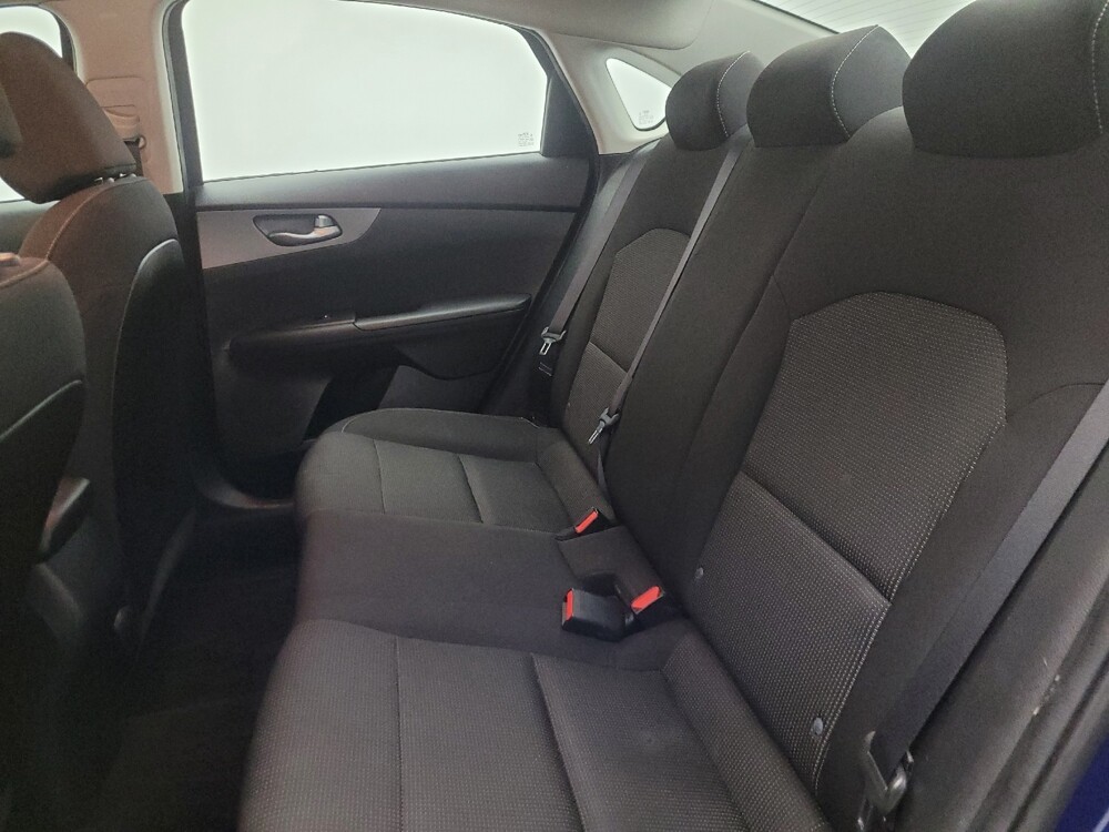 2019 Kia Forte in Chandler, AZ 85225 - 18122350 18