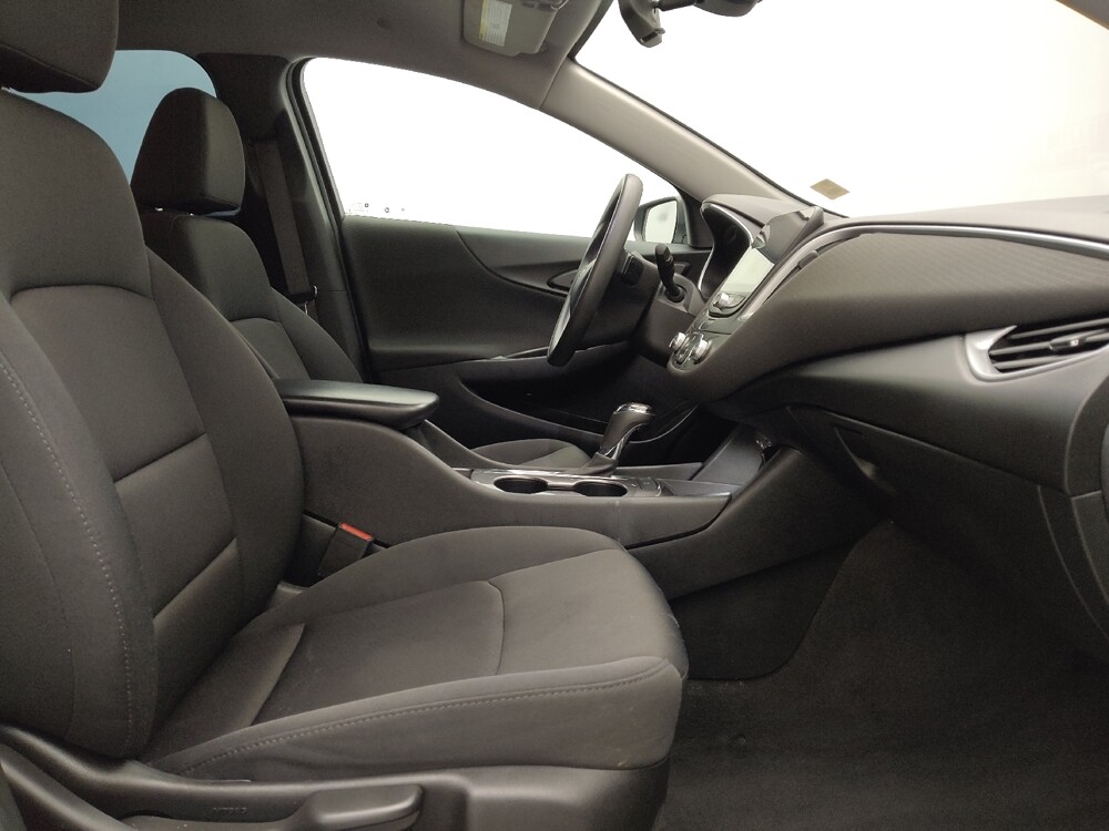 2020 Chevrolet Malibu in Albuquerque, NM 87123 - 18122352 21