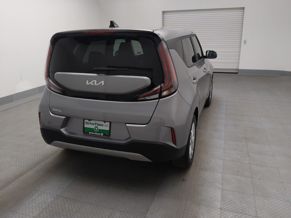 2025 Kia Soul in Albuquerque, NM 87123 - 18122358 7