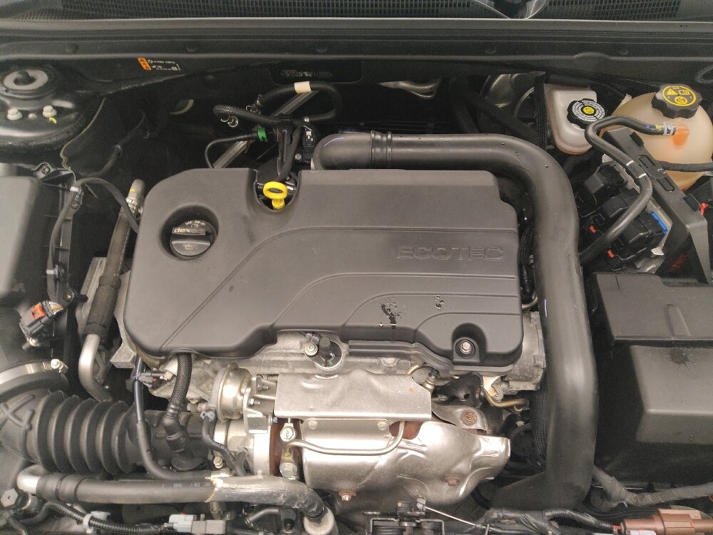 2022 Chevrolet Malibu in Lombard, IL 60148 - 18122366 30