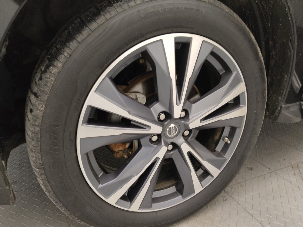 2019 Nissan Pathfinder in Columbia, SC 29210 - 18122369 31