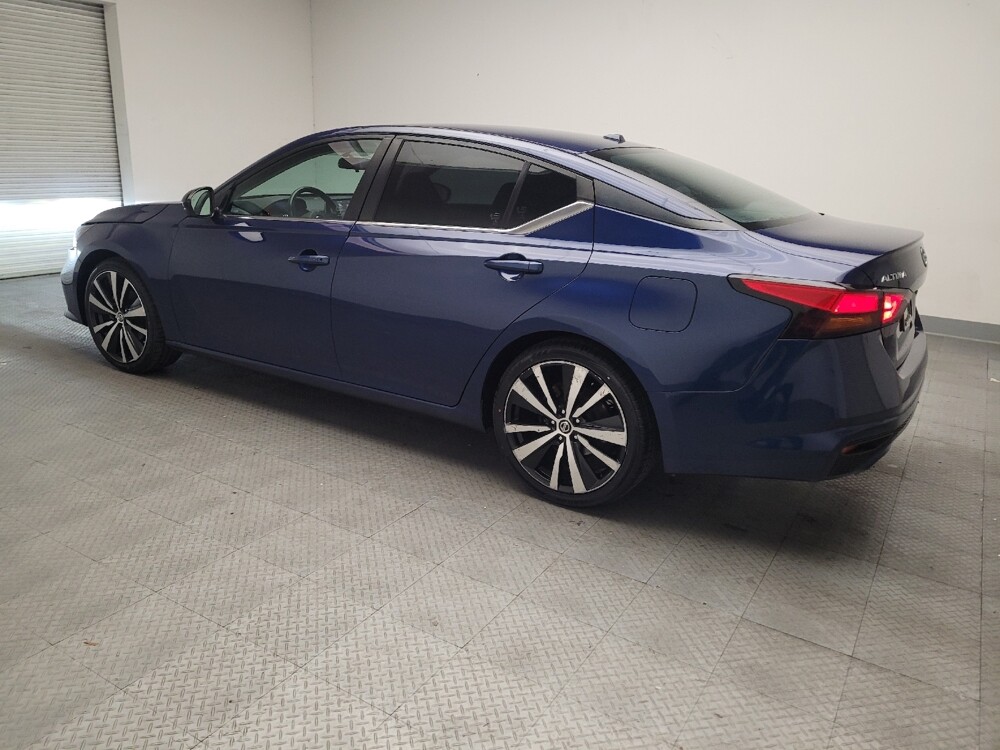 2019 Nissan Altima in Montclair, CA 91763 - 18122370 3