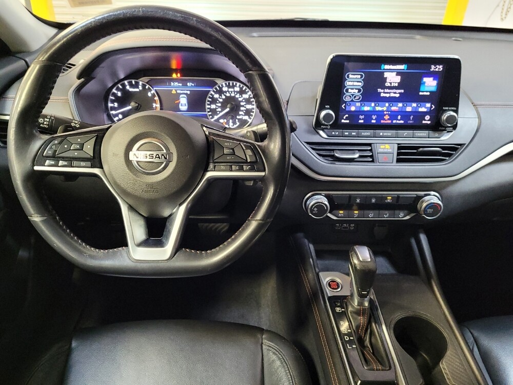 2019 Nissan Altima in Montclair, CA 91763 - 18122370 22