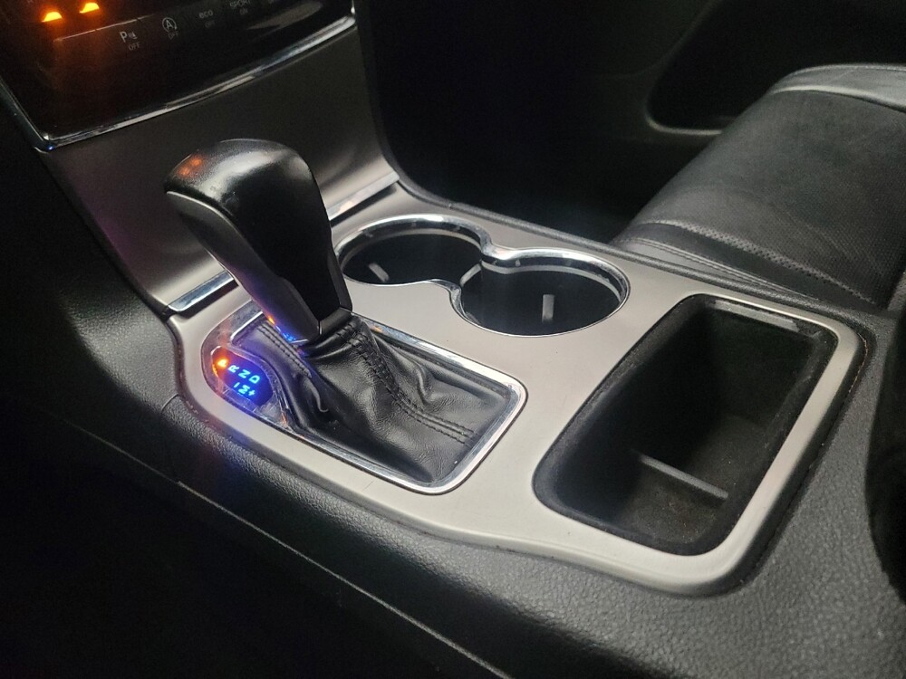 2020 Jeep Grand Cherokee in Riverside, CA 92504 - 18122374 26