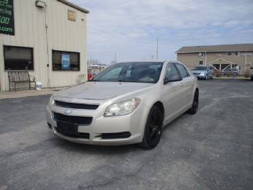 2010 Chevrolet Malibu in Oak Grove, MO 64075