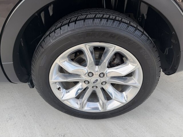 2014 Ford Explorer in Knoxville, TN 37920 - 18122377 32