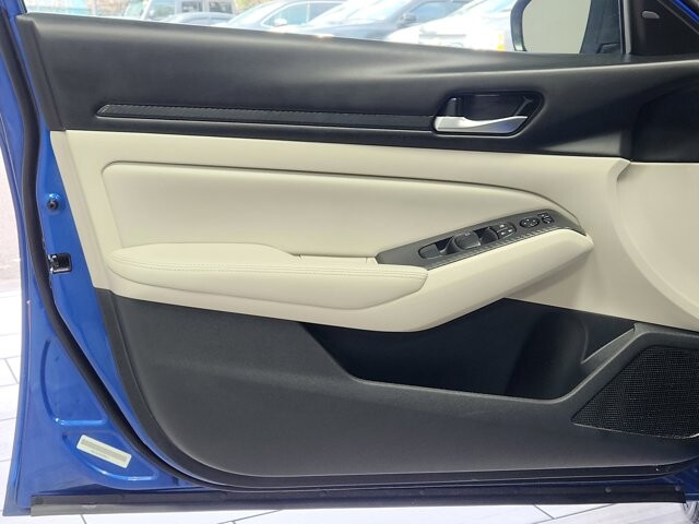 2025 Nissan Altima in Cinnaminson, NJ 08077 - 18122378 10