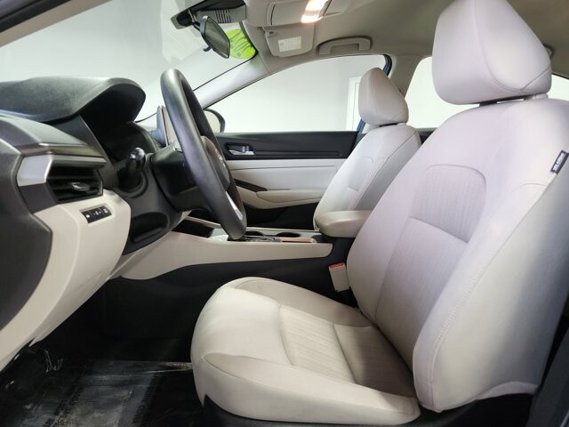 2025 Nissan Altima in Cinnaminson, NJ 08077 - 18122378 11