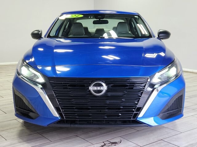 2025 Nissan Altima in Cinnaminson, NJ 08077 - 18122378 8