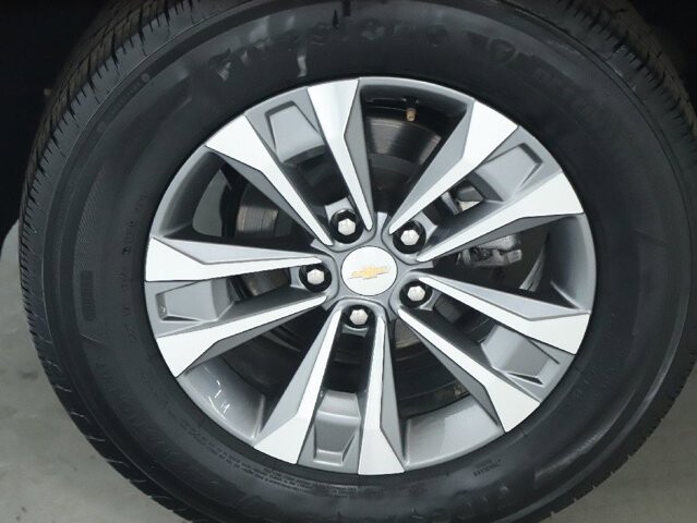 2025 Chevrolet Equinox in Bedford, OH 44146 - 18122380 12