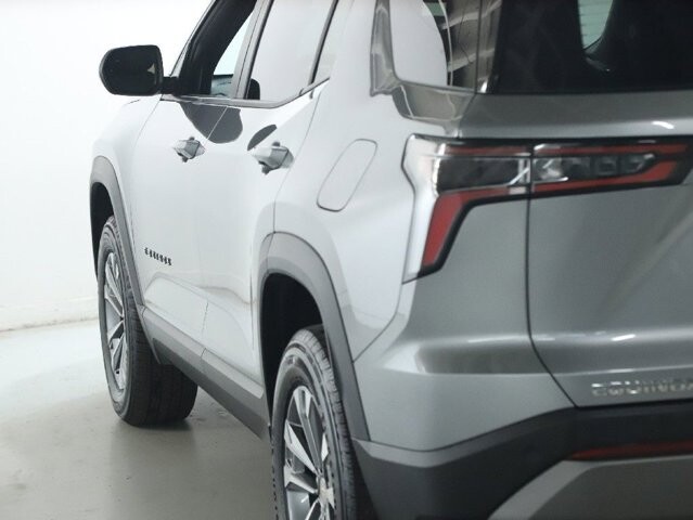 2025 Chevrolet Equinox in Bedford, OH 44146 - 18122380 39