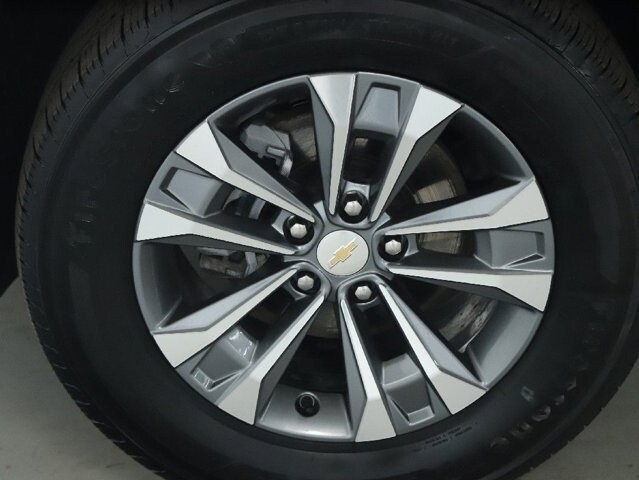 2025 Chevrolet Equinox in Bedford, OH 44146 - 18122380 35