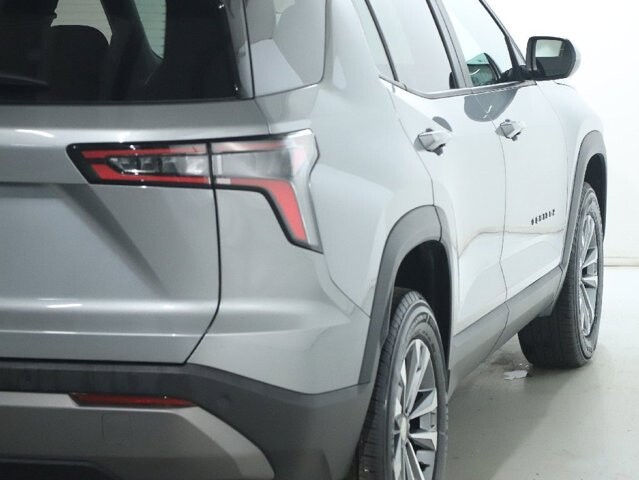 2025 Chevrolet Equinox in Bedford, OH 44146 - 18122380 43