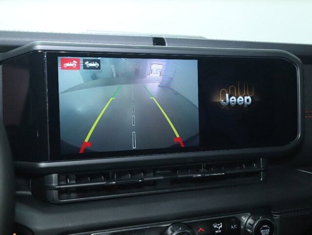 2024 Jeep Wrangler in Bedford, OH 44146 - 18122381 28