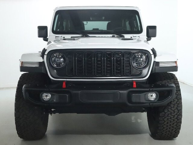 2024 Jeep Wrangler in Bedford, OH 44146 - 18122381 5