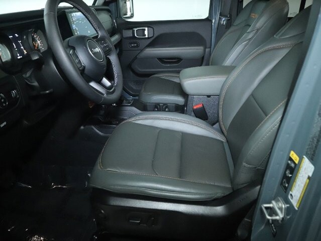 2025 Jeep Gladiator in Bedford, OH 44146 - 18122383 16