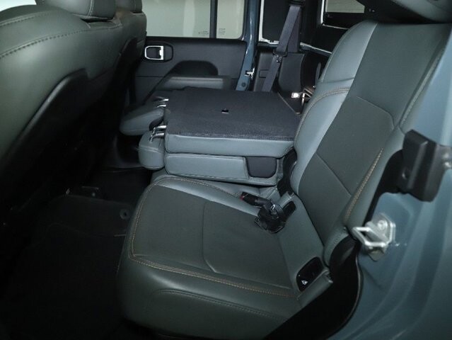 2025 Jeep Gladiator in Bedford, OH 44146 - 18122383 13