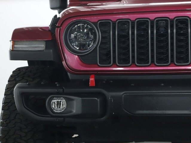 2024 Jeep Wrangler in Bedford, OH 44146 - 18122384 6
