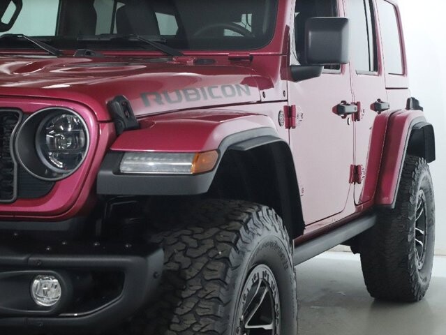2024 Jeep Wrangler in Bedford, OH 44146 - 18122384 4
