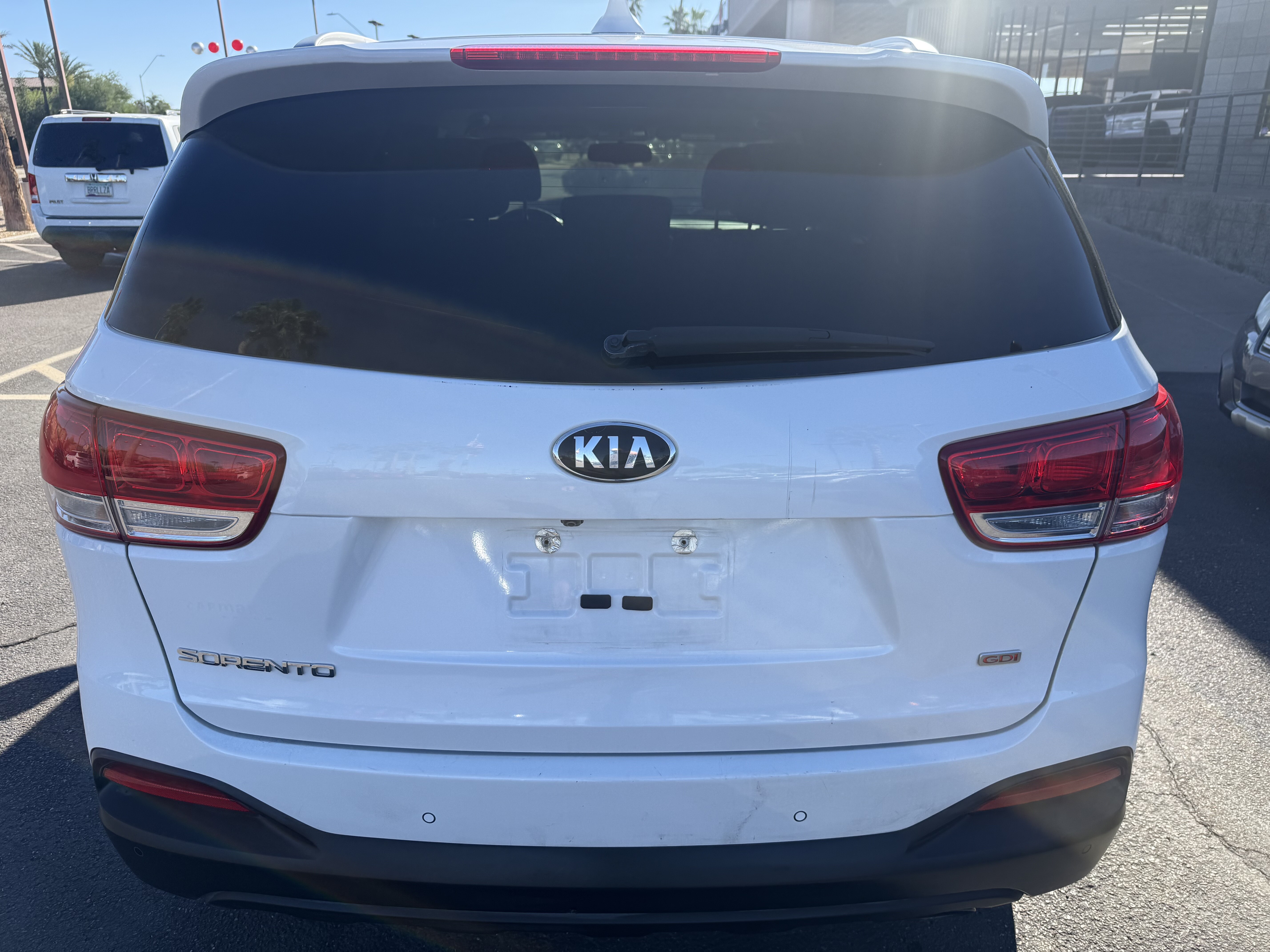 2018 Kia Sorento in Phoenix, AZ 85022 - 18122403 5