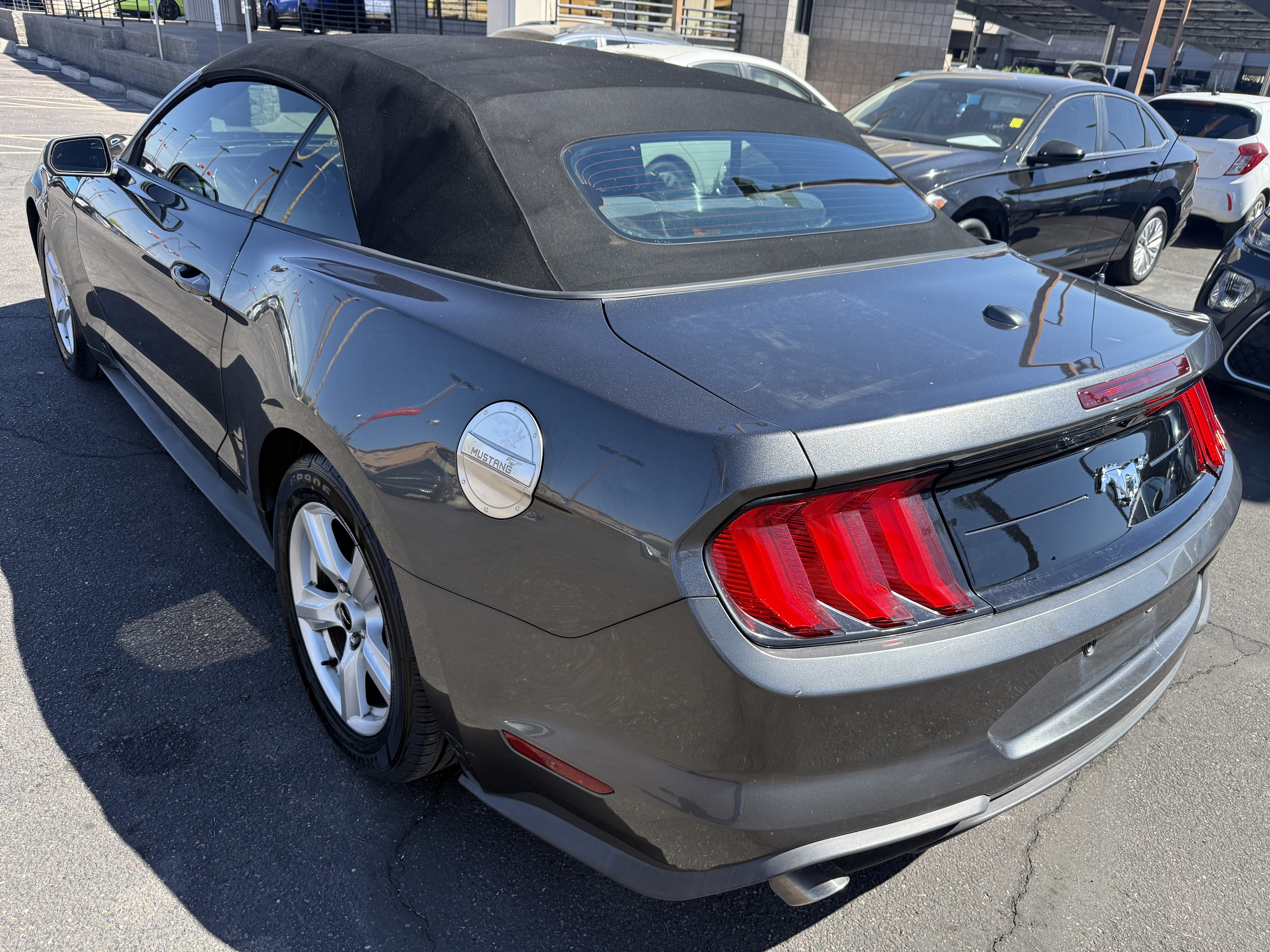 2019 Ford Mustang in Phoenix, AZ 85022 - 18122404 6