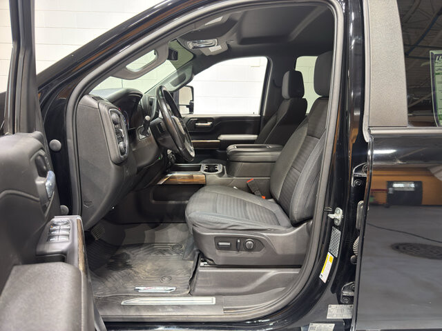 2021 Chevrolet Silverado 2500 in Burlington, WI 53105 - 18122406 16