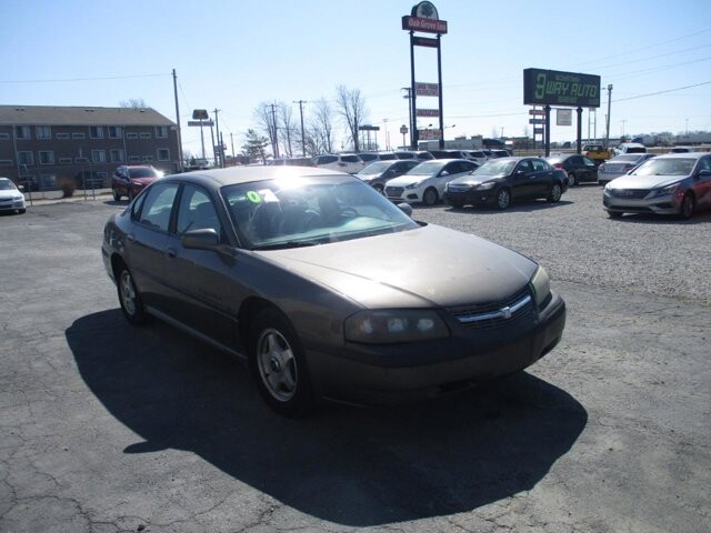 2002 Chevrolet Impala in Oak Grove, MO 64075 - 18122411 3