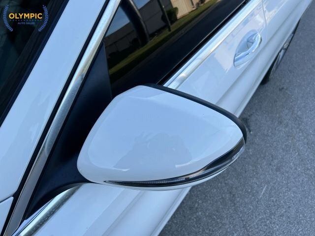 2018 Mercedes-Benz C 300 in Decatur, GA 30032 - 18122412 18