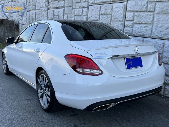 2018 Mercedes-Benz C 300 in Decatur, GA 30032 - 18122412 4