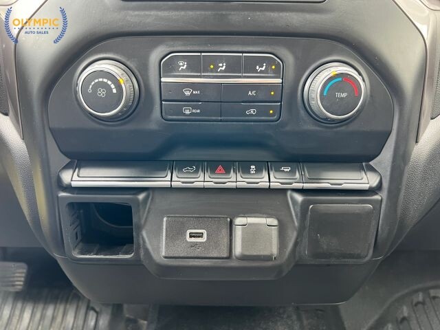 2019 Chevrolet Silverado 1500 in Decatur, GA 30032 - 18122414 28