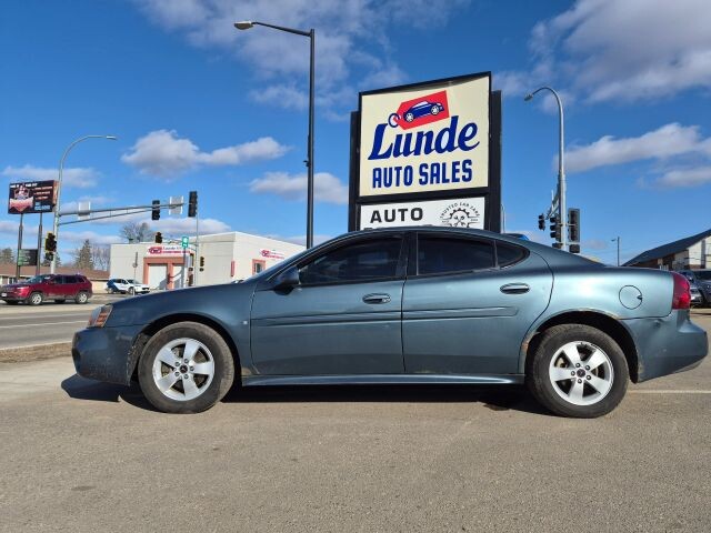 2006 Pontiac Grand Prix in Wadena, MN 56482 - 18122415