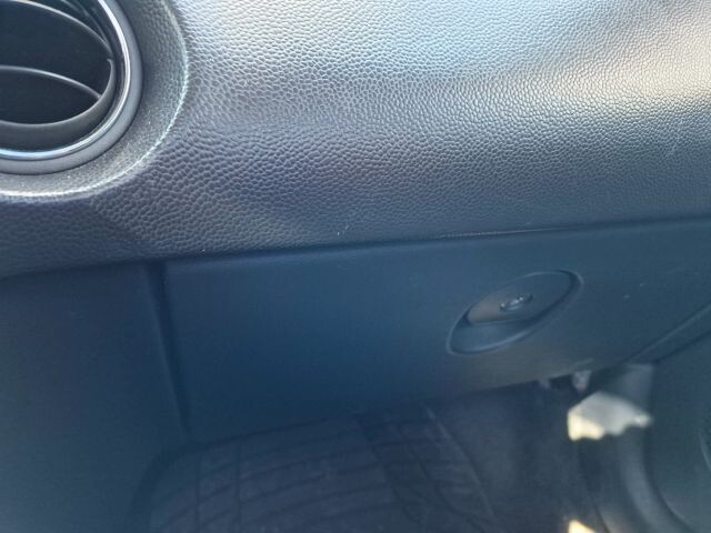 2006 Pontiac Grand Prix in Wadena, MN 56482 - 18122415 24