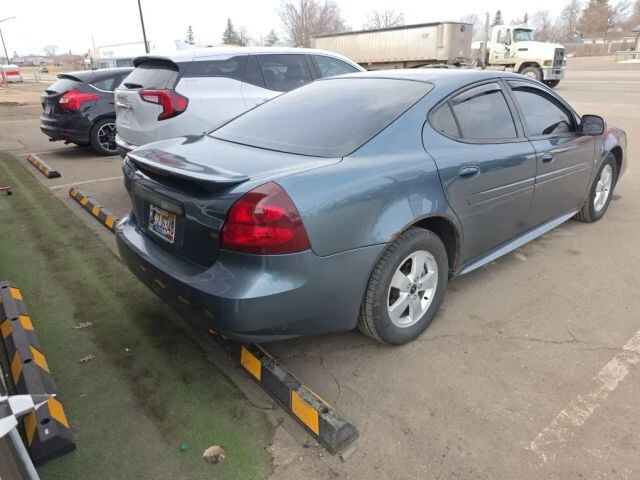 2006 Pontiac Grand Prix in Wadena, MN 56482 - 18122415 16