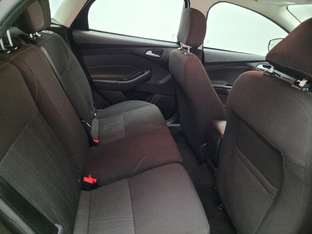 2017 Ford Focus in Downey, CA 90241 - 18122420 19