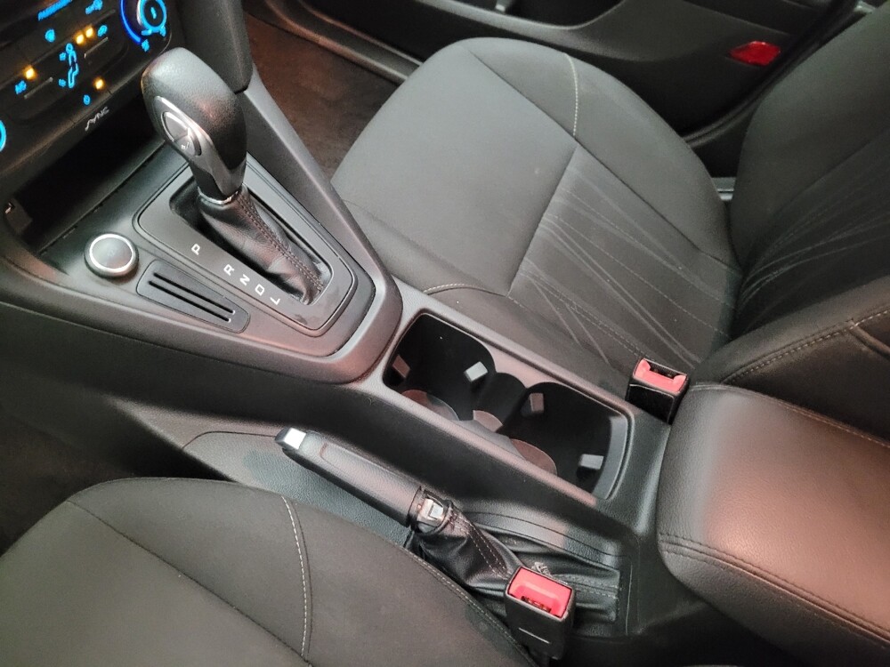 2017 Ford Focus in Downey, CA 90241 - 18122420 26