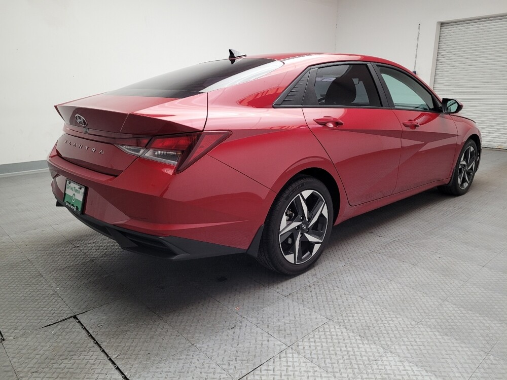 2023 Hyundai Elantra in Downey, CA 90241 - 18122422 9